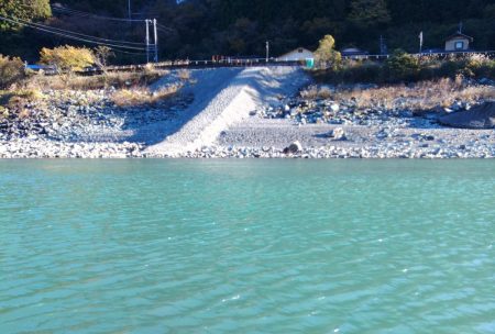 何とか釣れたが苦戦 ～天竜川ルアーフライ専用区～